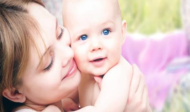 格鲁吉亚一日游之圣三一大教堂 第比利斯打卡点之一，属于是必来的地方！